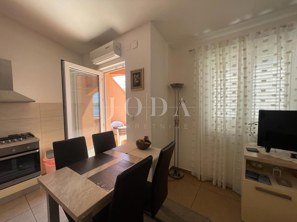 Apartma Metajna, Novalja, 42m2