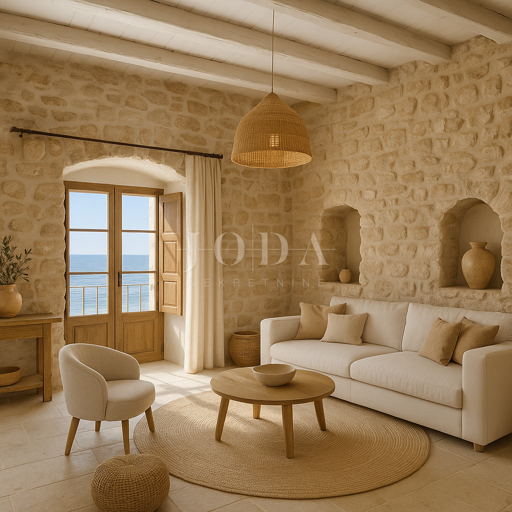 Stara hiša na izjemni lokaciji – prvi red ob morju, Klimno