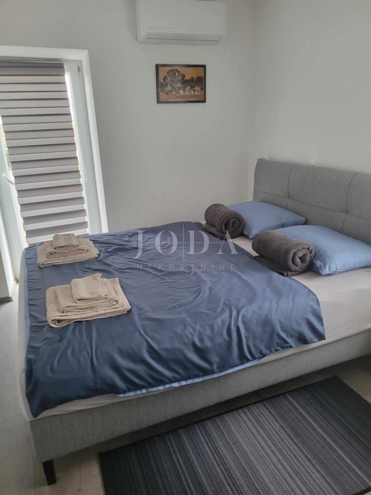 Hiša Šilo, Dobrinj, 100m2