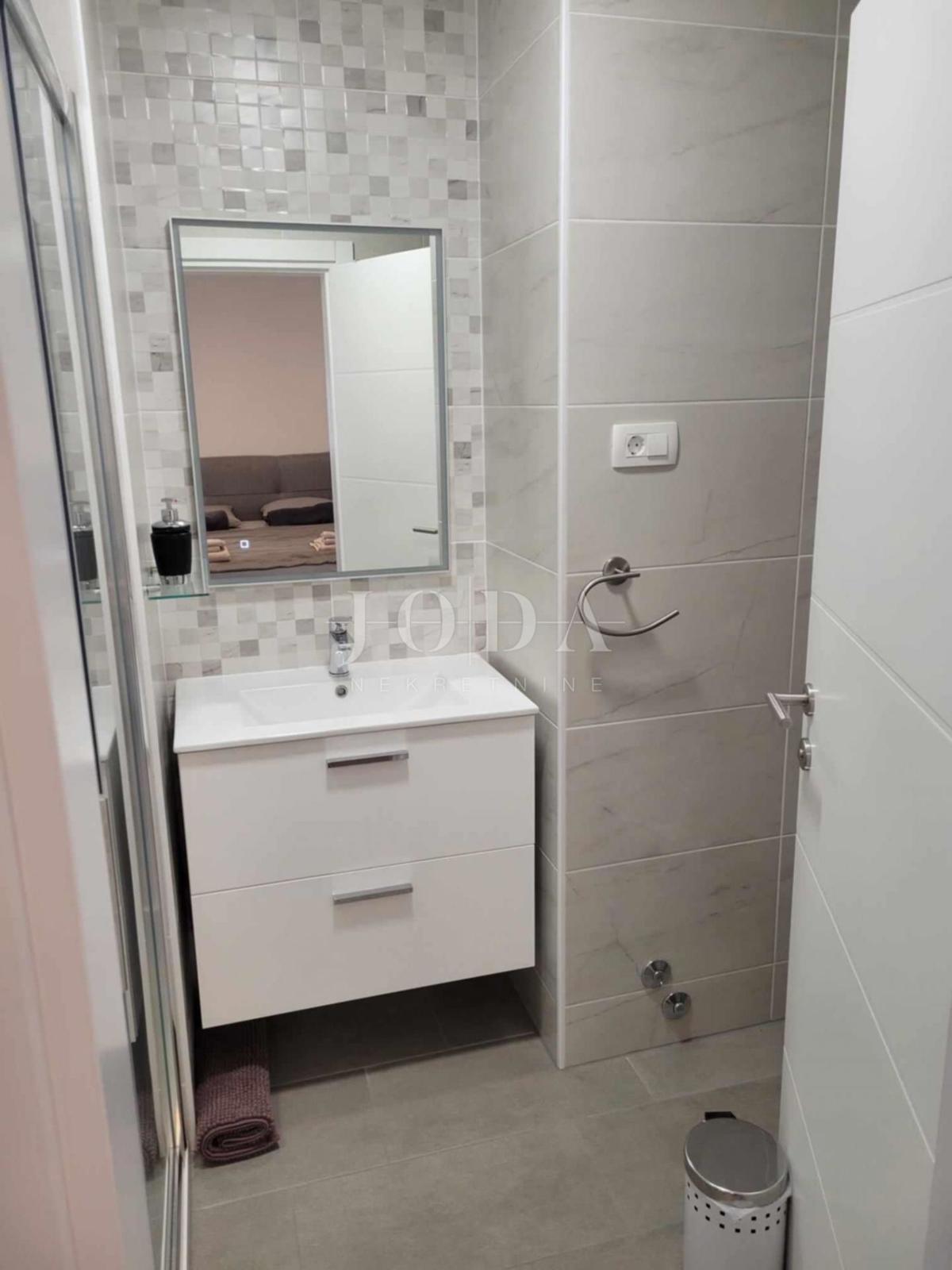 Hiša Šilo, Dobrinj, 100m2