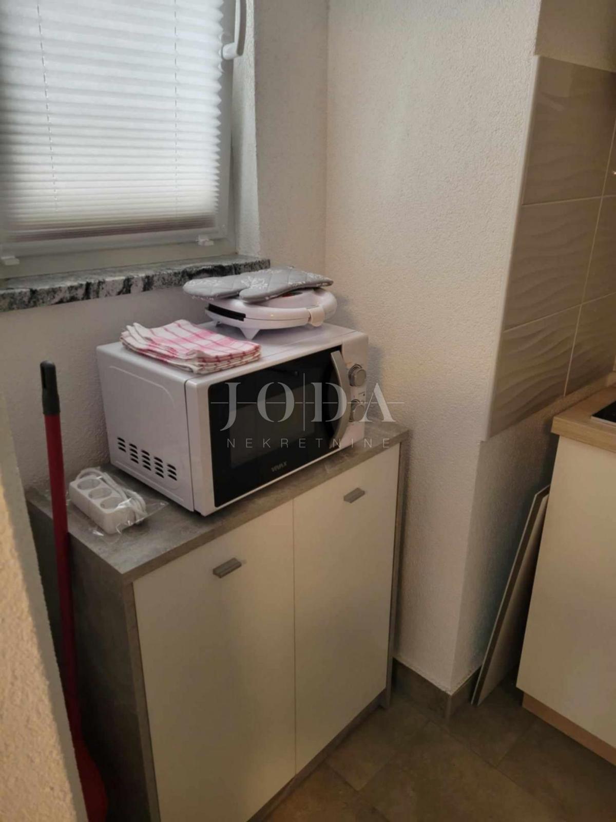 Hiša Šilo, Dobrinj, 100m2