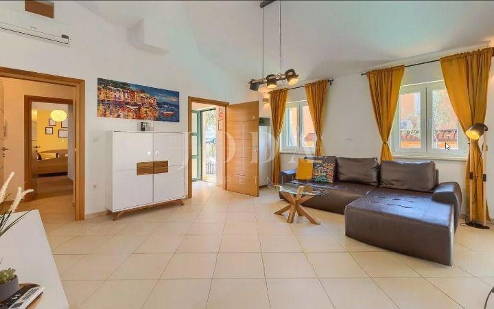 Hiša Barbariga, Vodnjan, 144m2