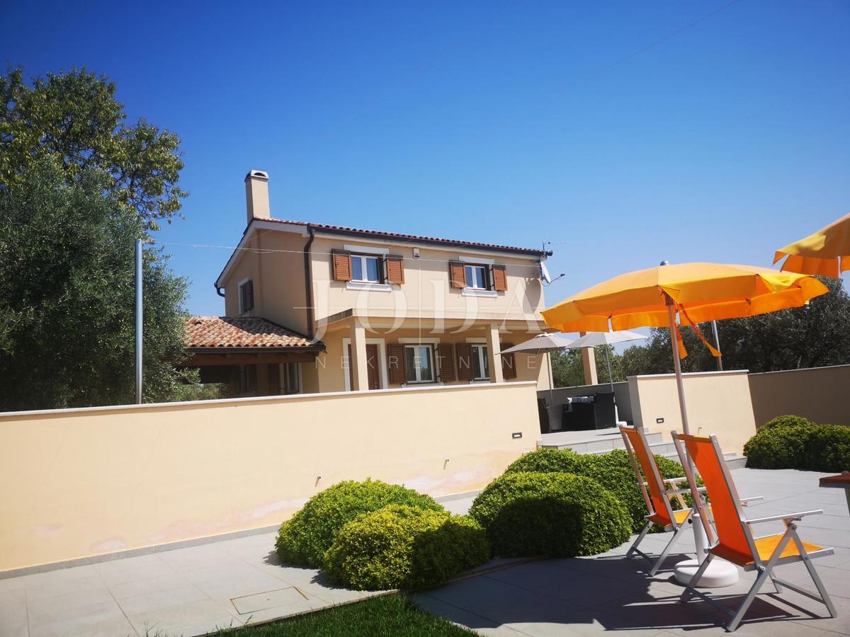 Hiša Fažana, 180m2