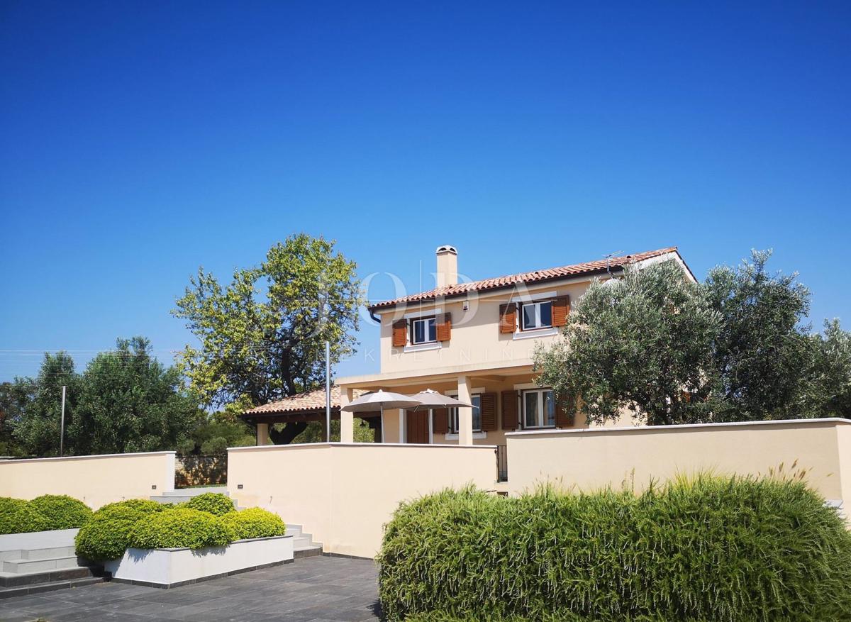 Hiša Fažana, 180m2