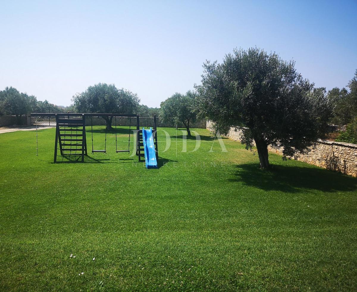 Hiša Fažana, 180m2