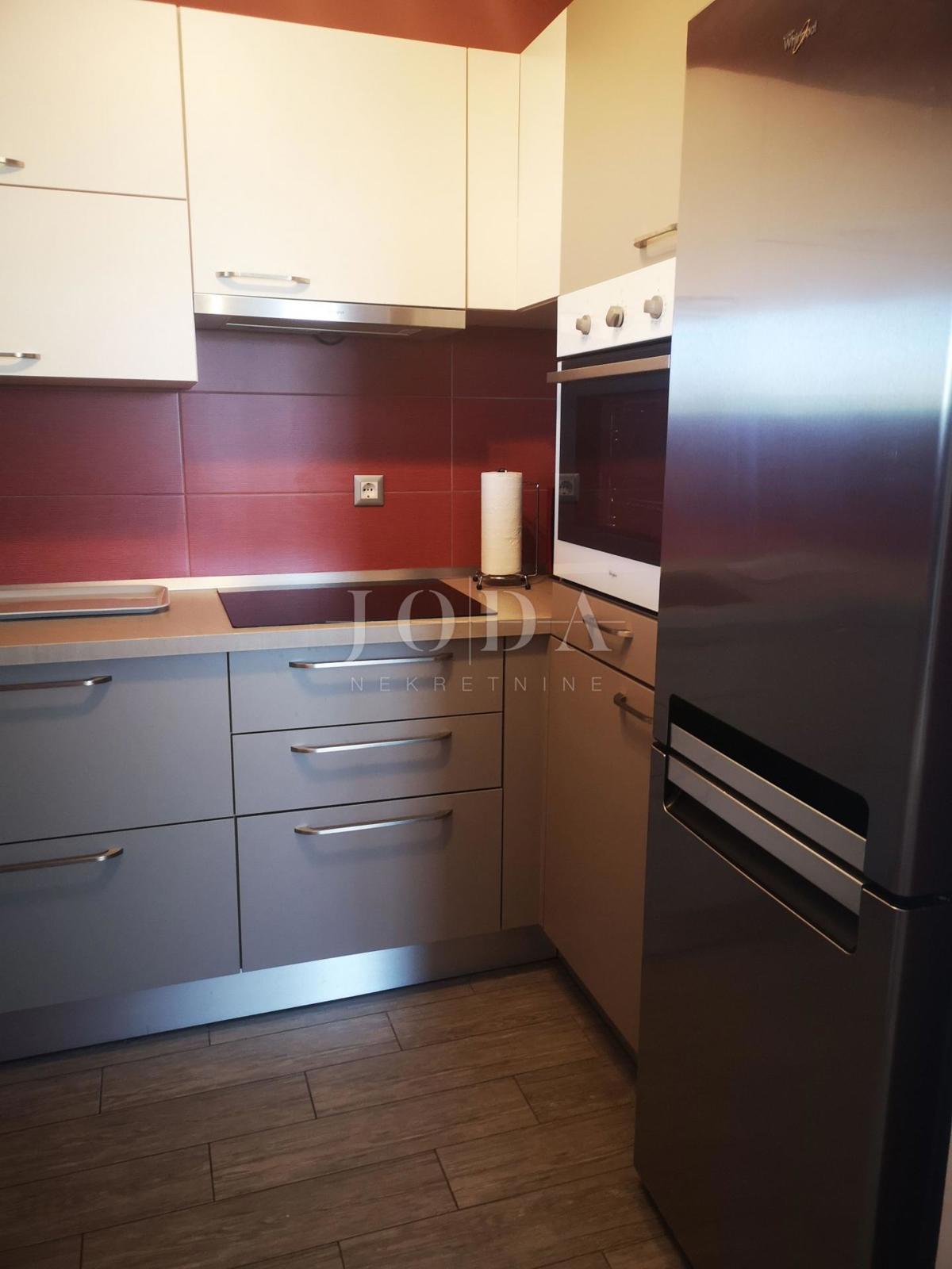 Hiša Fažana, 180m2