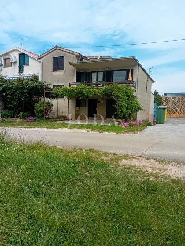 Hiša Novigrad, 133m2