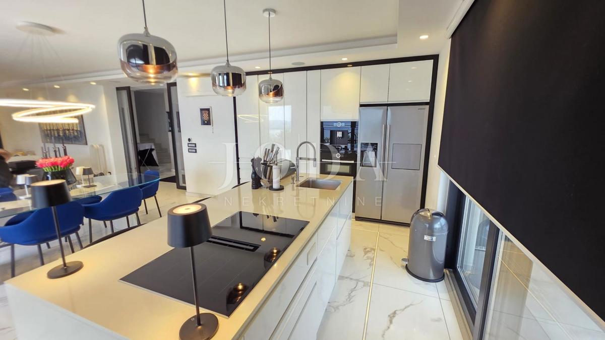 Hiša Crikvenica, 50m2