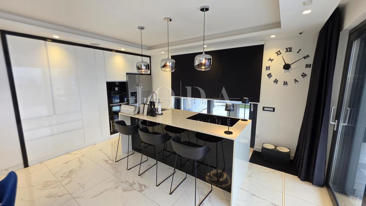 Hiša Crikvenica, 50m2