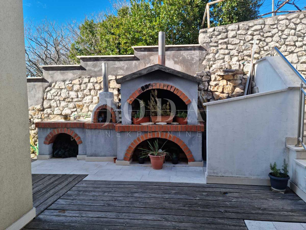 Hiša Novi Vinodolski, 191m2
