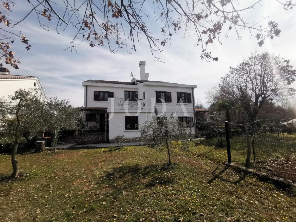 Hiša Njivice, Omišalj, 216m2