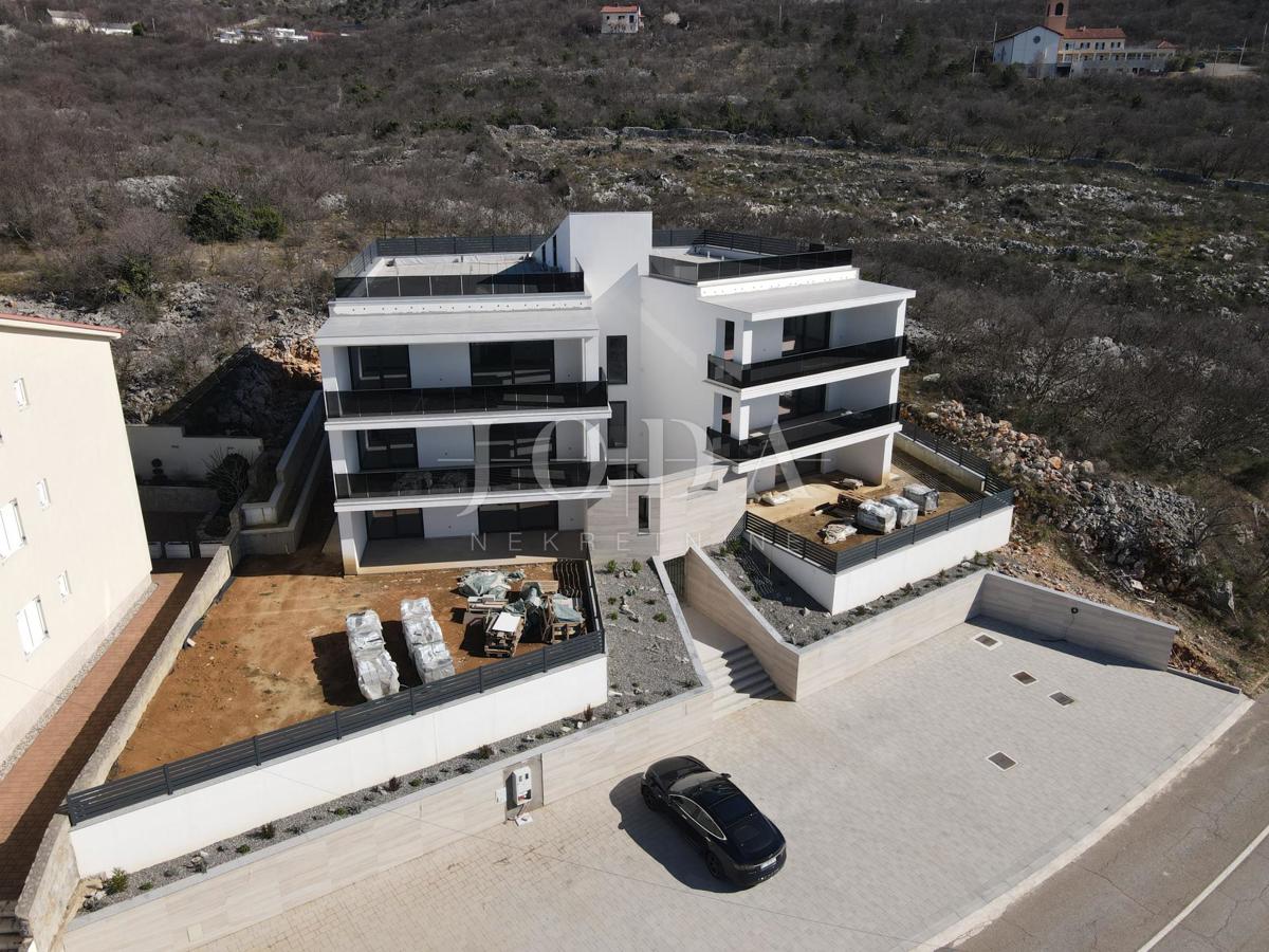 Stanovanje Klenovica, Novi Vinodolski, 200m2