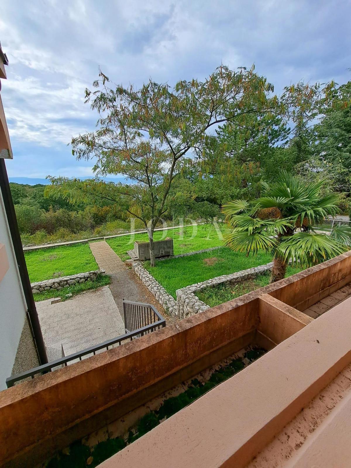 Otok Krk, Njivice, kuća s pogledom na more, mirna lokacija