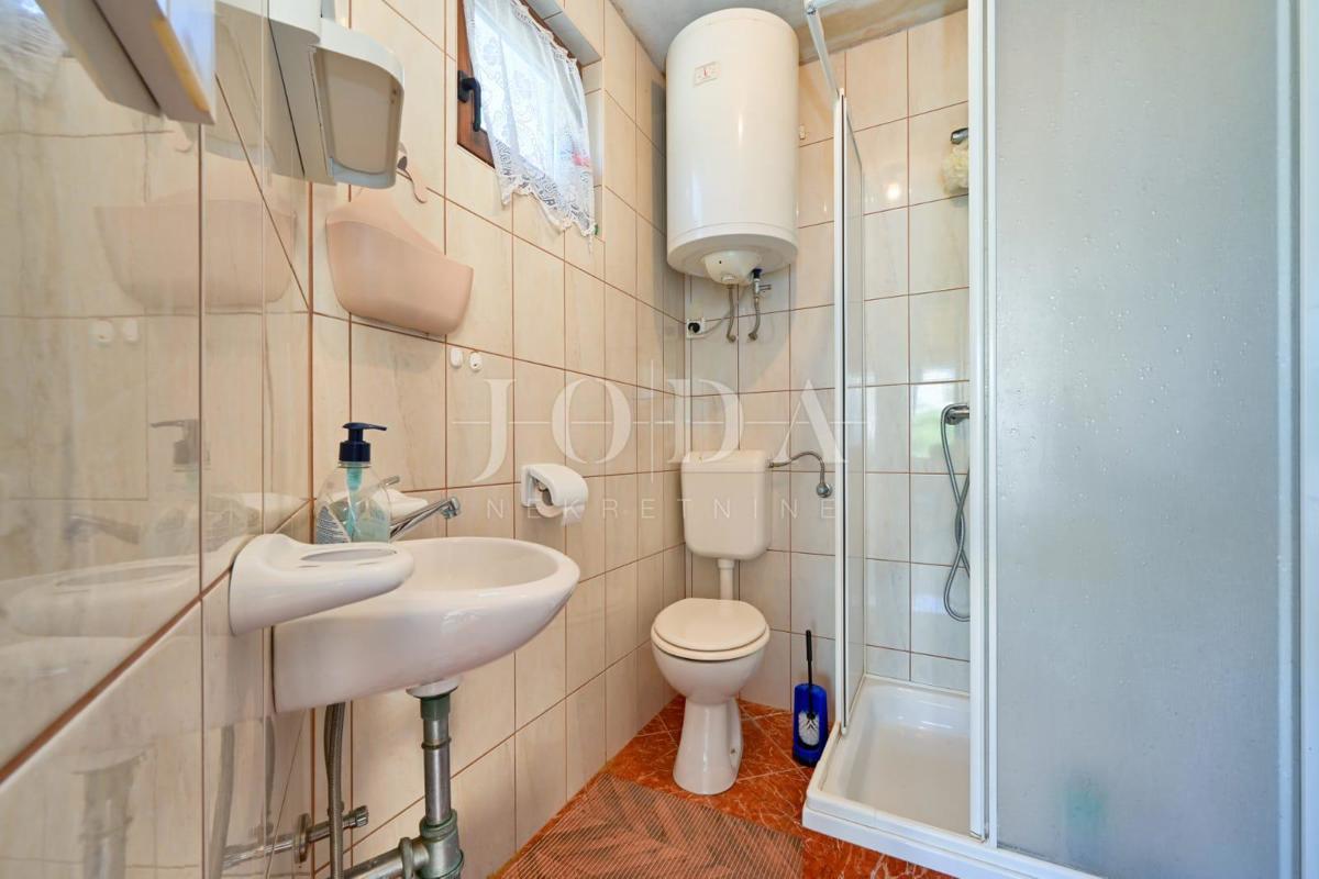 Apartmajska hiša dvojček, Malinska - otok Krk