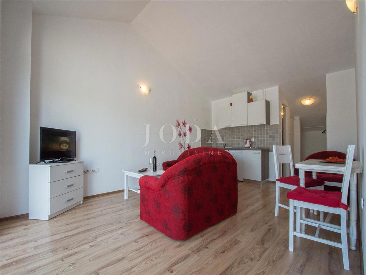 Stanovanje Novi Vinodolski, 121m2