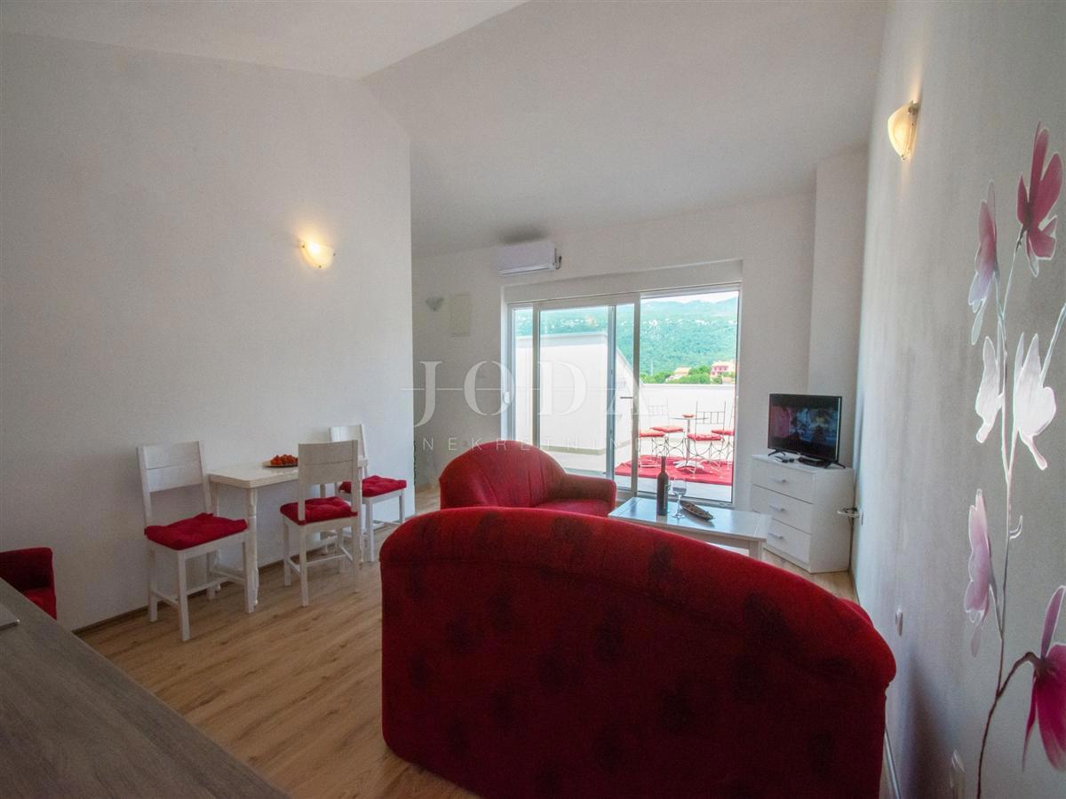Stanovanje Novi Vinodolski, 121m2