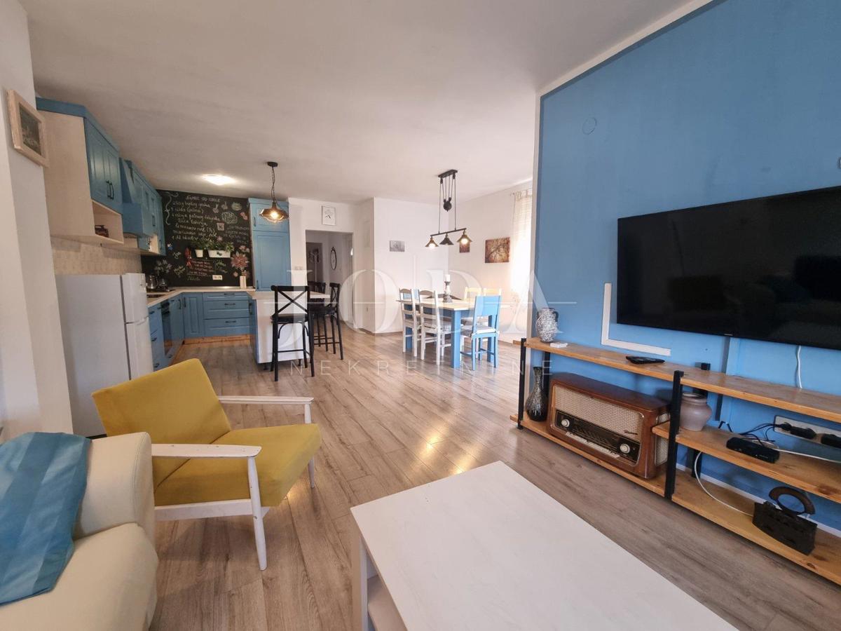 Stanovanje Novi Vinodolski, 121m2