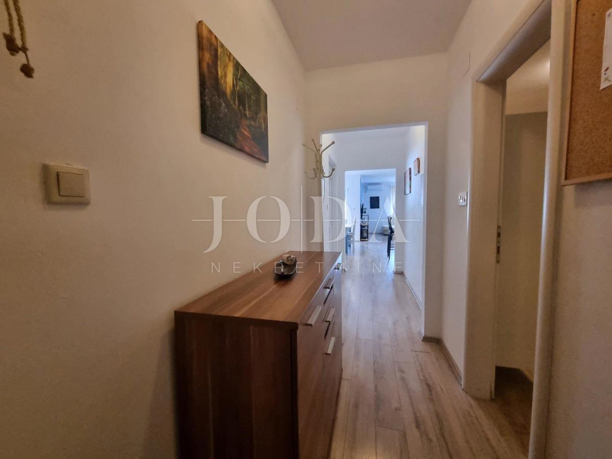 Stanovanje Novi Vinodolski, 121m2