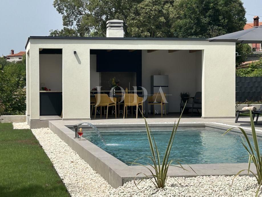 Hiša Smoljanci, Svetvinčenat, 208m2