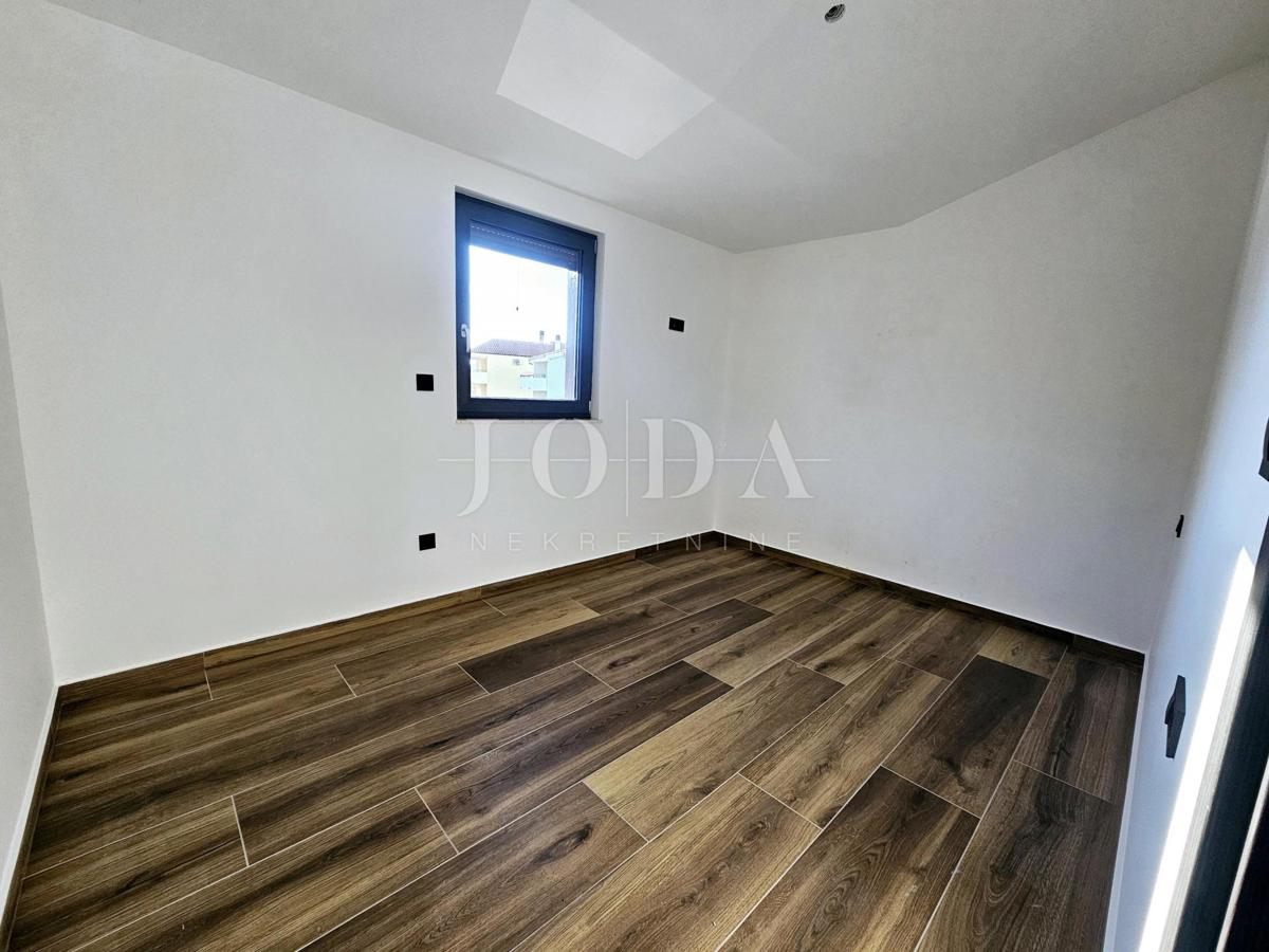 Penthouse na mirni lokaciji - novogradnja v mestu Krk