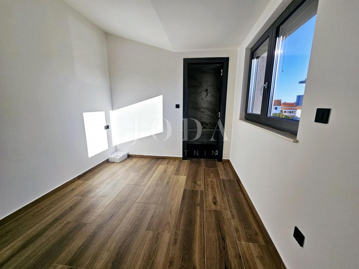 Penthouse na mirni lokaciji - novogradnja v mestu Krk
