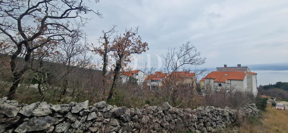 Crikvenica, zemljišče z razgledom na odlični lokaciji
