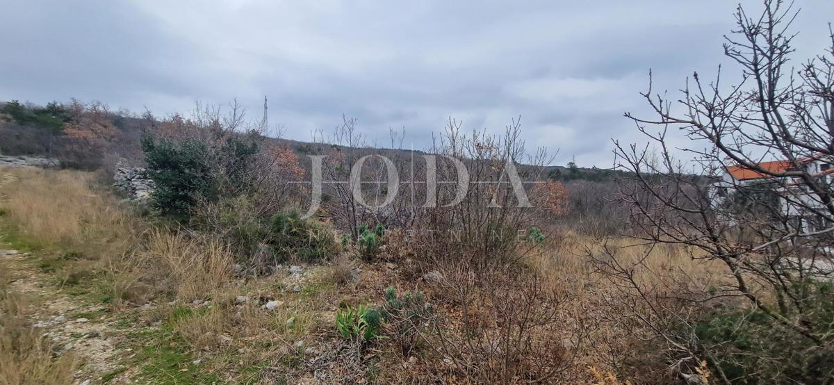 Crikvenica, zemljišče z razgledom na odlični lokaciji