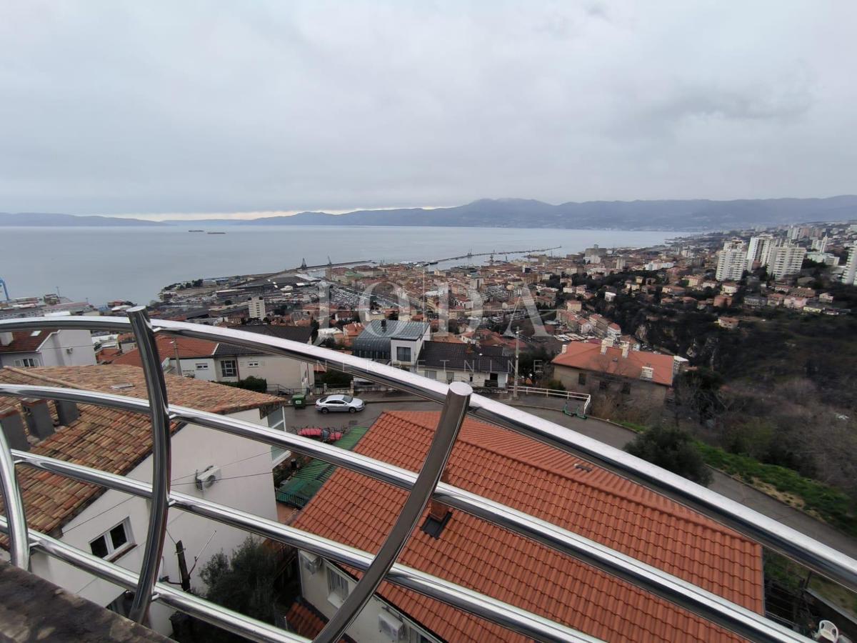 Hiša Trsat, Rijeka, 555m2