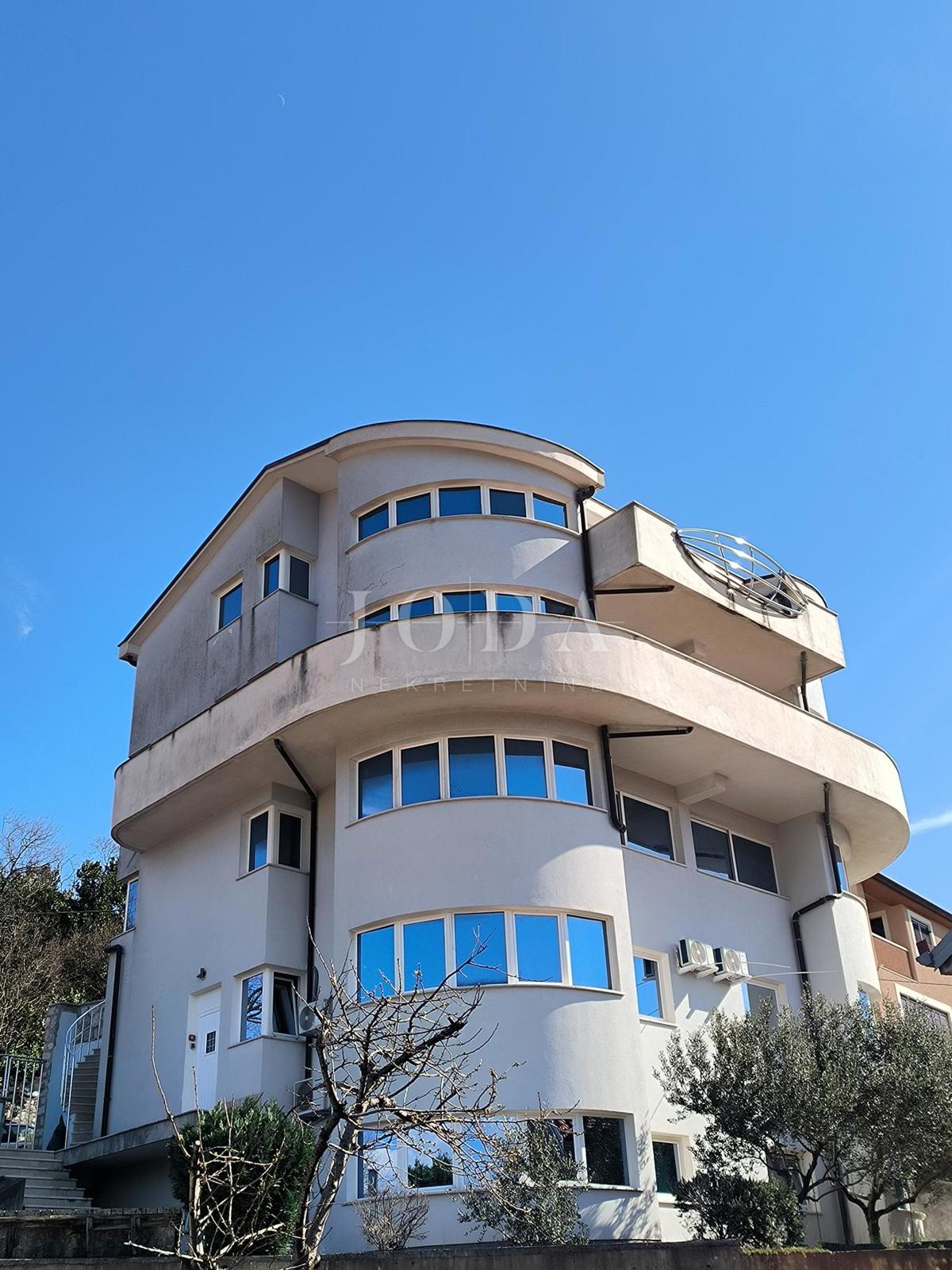 Hiša Trsat, Rijeka, 555m2