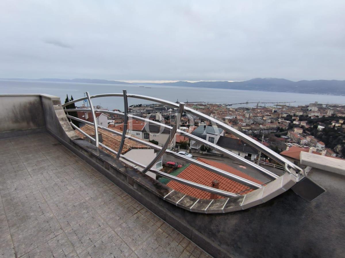 Hiša Trsat, Rijeka, 555m2