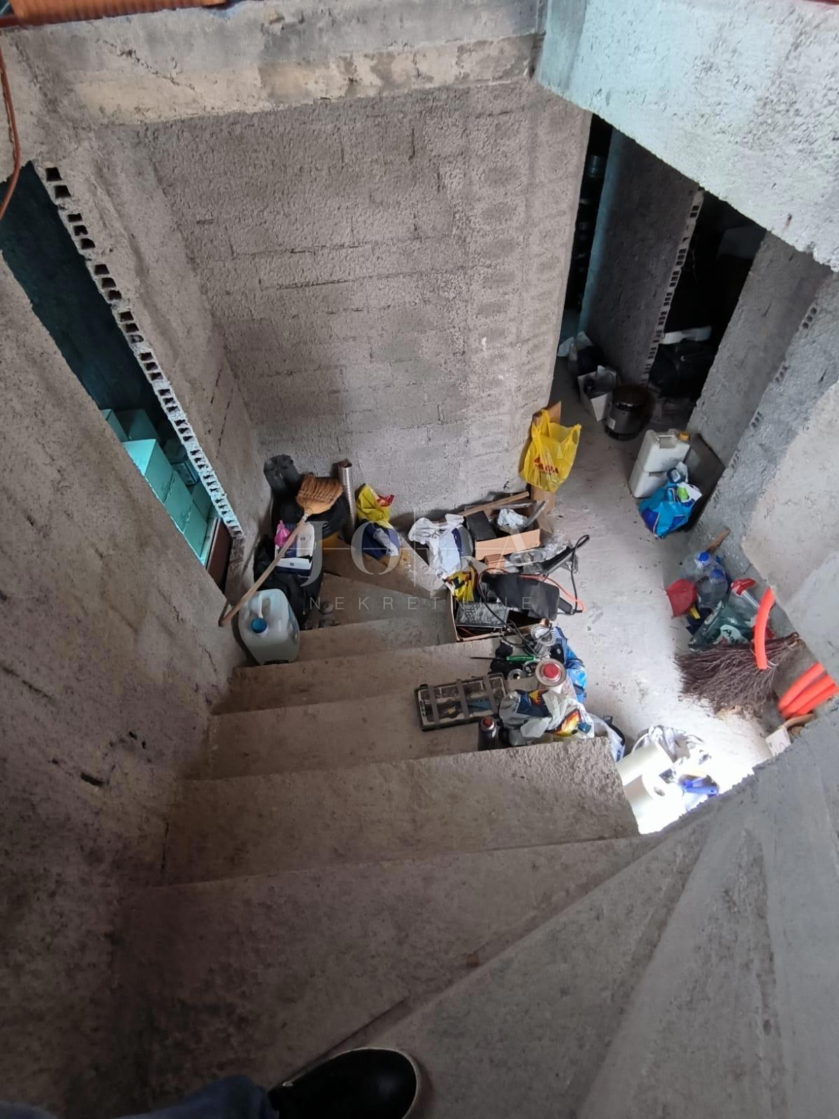 Hiša Trsat, Rijeka, 555m2