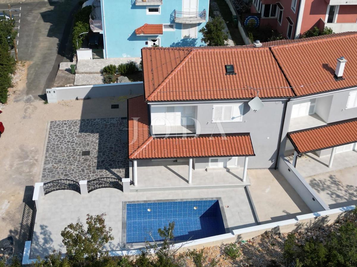 Hiša Jadranovo, Crikvenica, 90m2