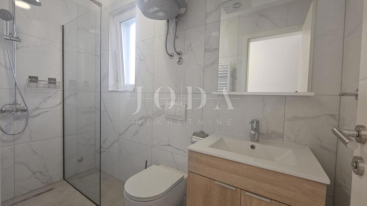 Hiša Jadranovo, Crikvenica, 90m2