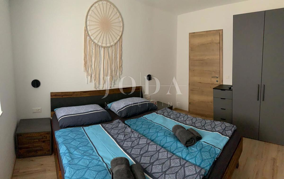 Apartma v centru mesta Krk s pogledom na morje!