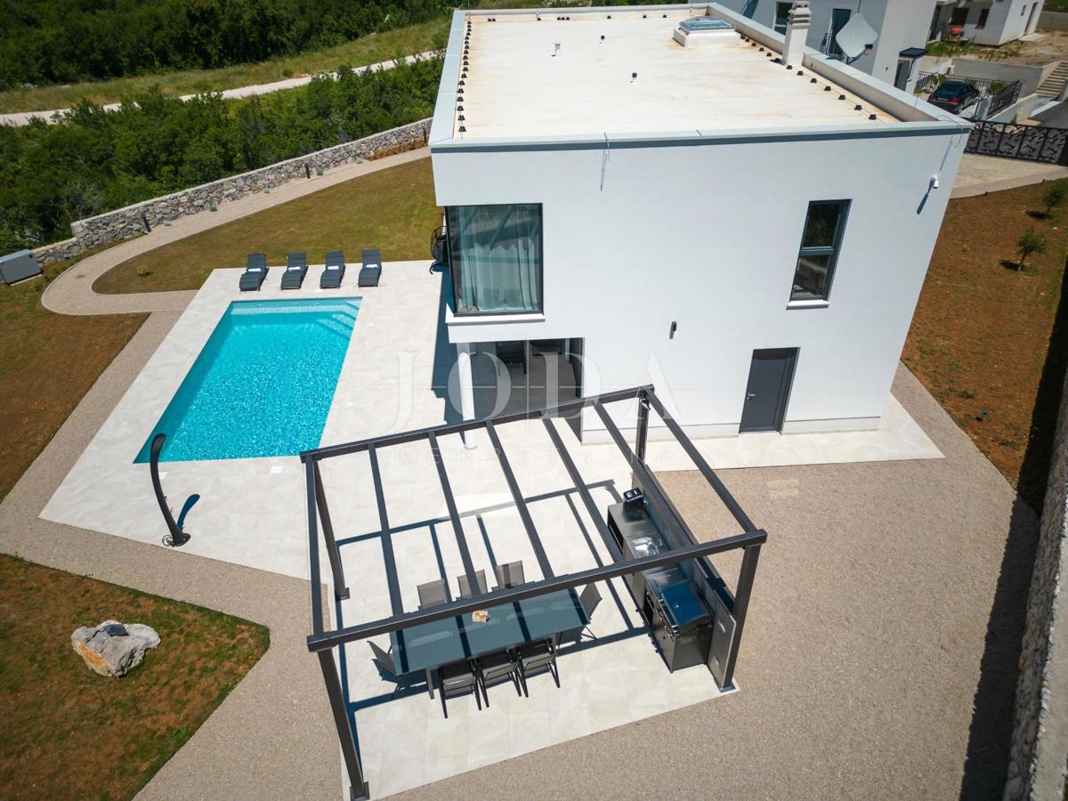 Hiša Šmrika, Kraljevica, 260m2