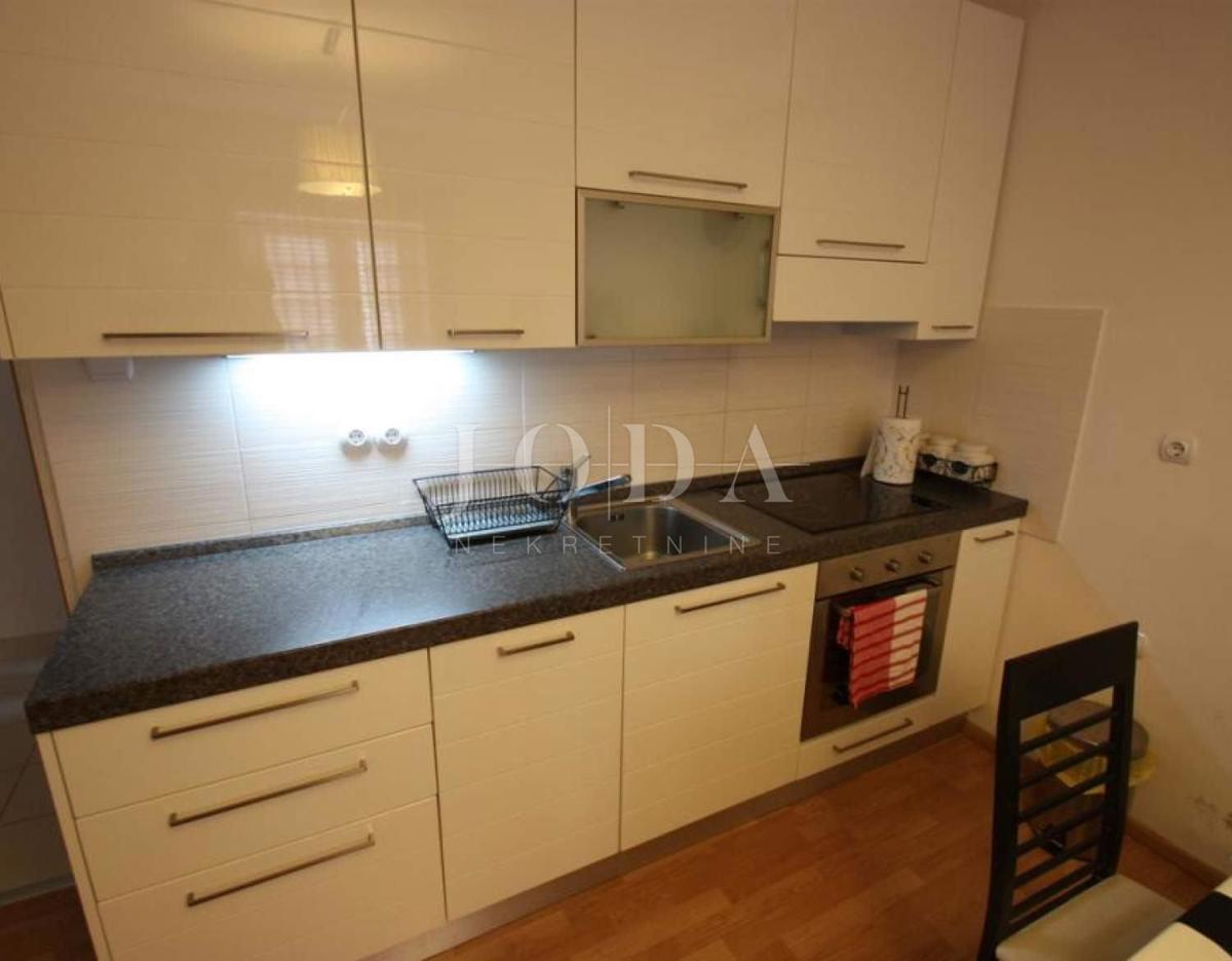 Crikvenica, Apartma v prvi vrsti do morja