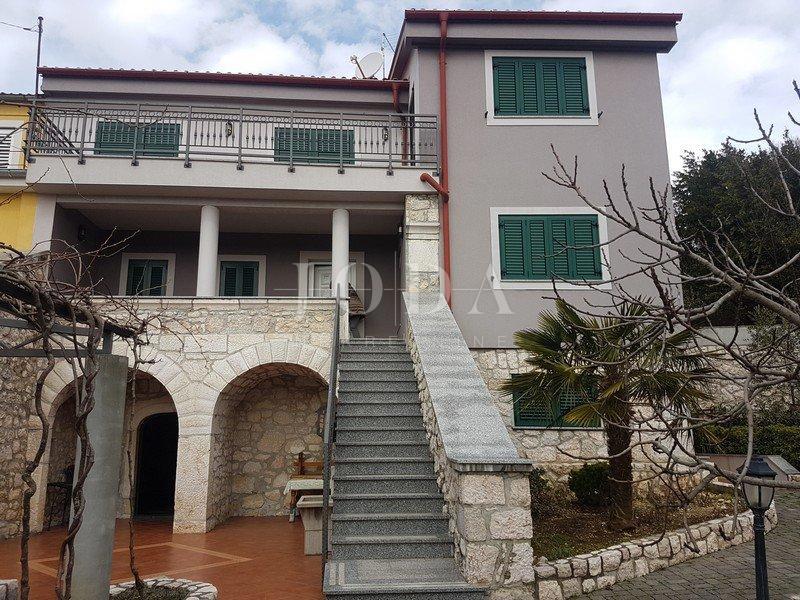 Hiša Grižane-Belgrad, Vinodolska Općina, 150m2