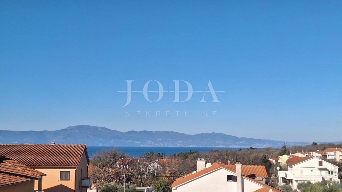 Malinska - opremljen apartma s pogledom na morje