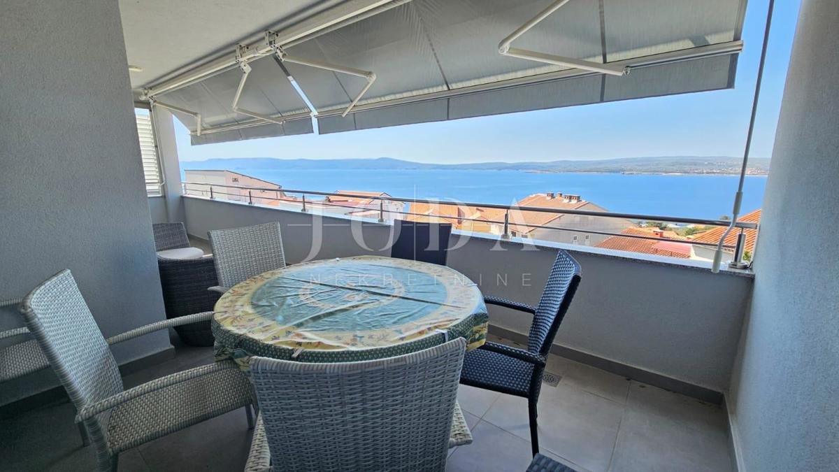 Apartma Crikvenica z garažo