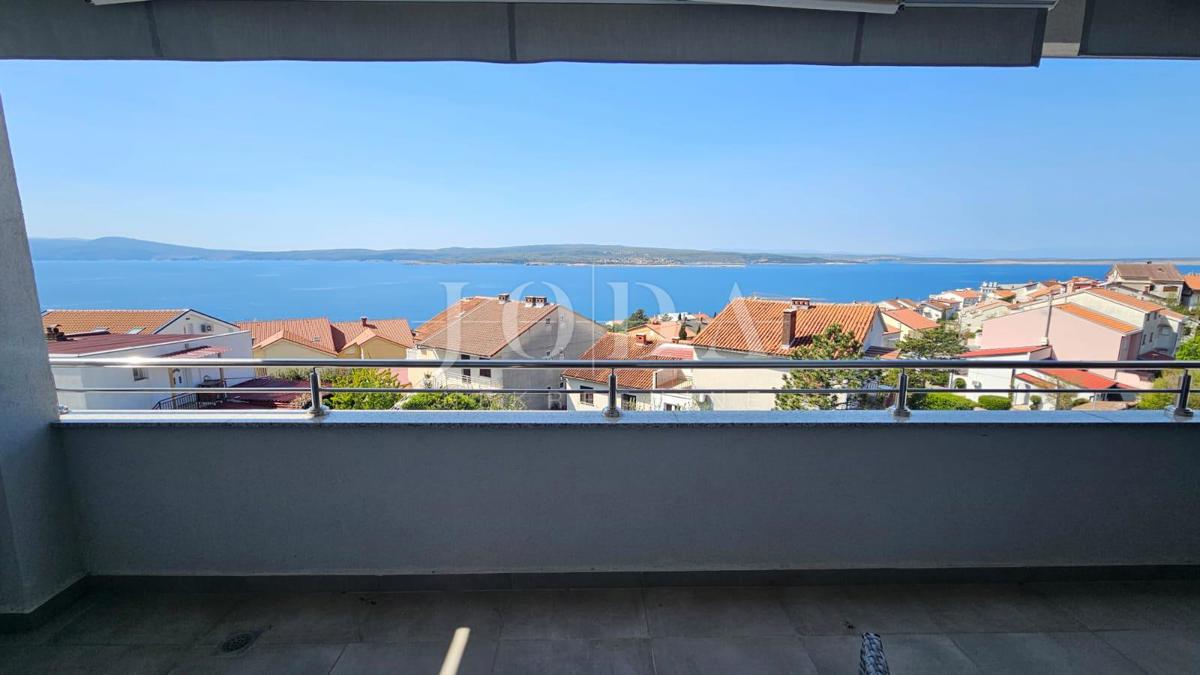 Apartma Crikvenica z garažo