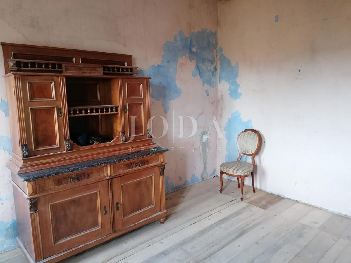 Bribir, hiša za prenovo