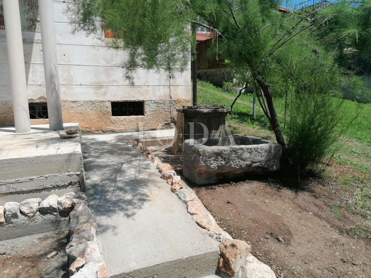 Bribir, hiša za prenovo