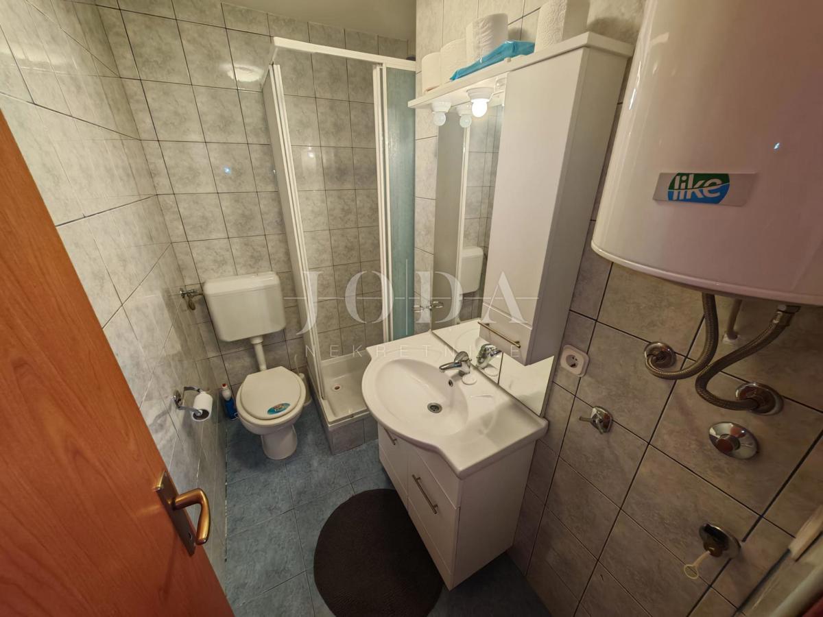 Hiša 150 m od morja