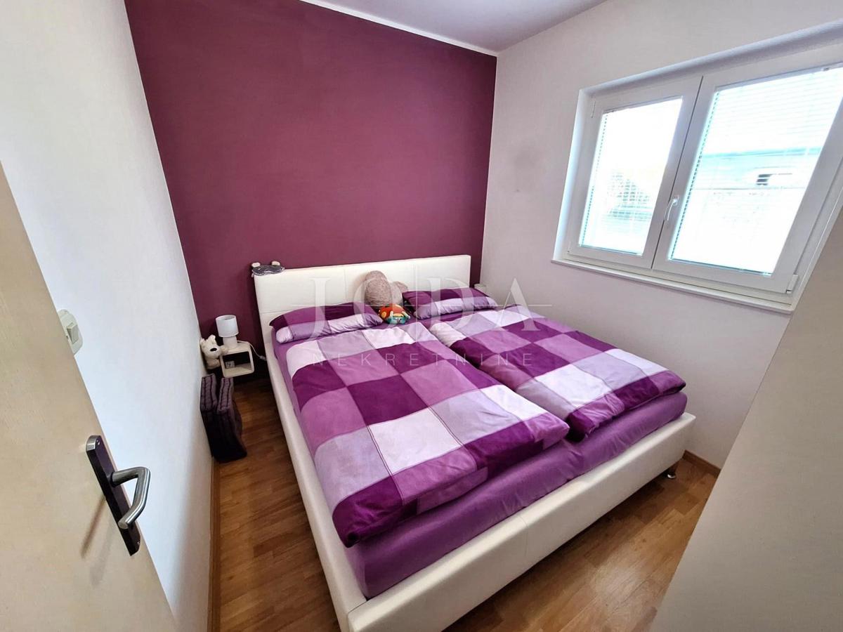 Mesto Krk - apartma z vrtom v bližini plaže