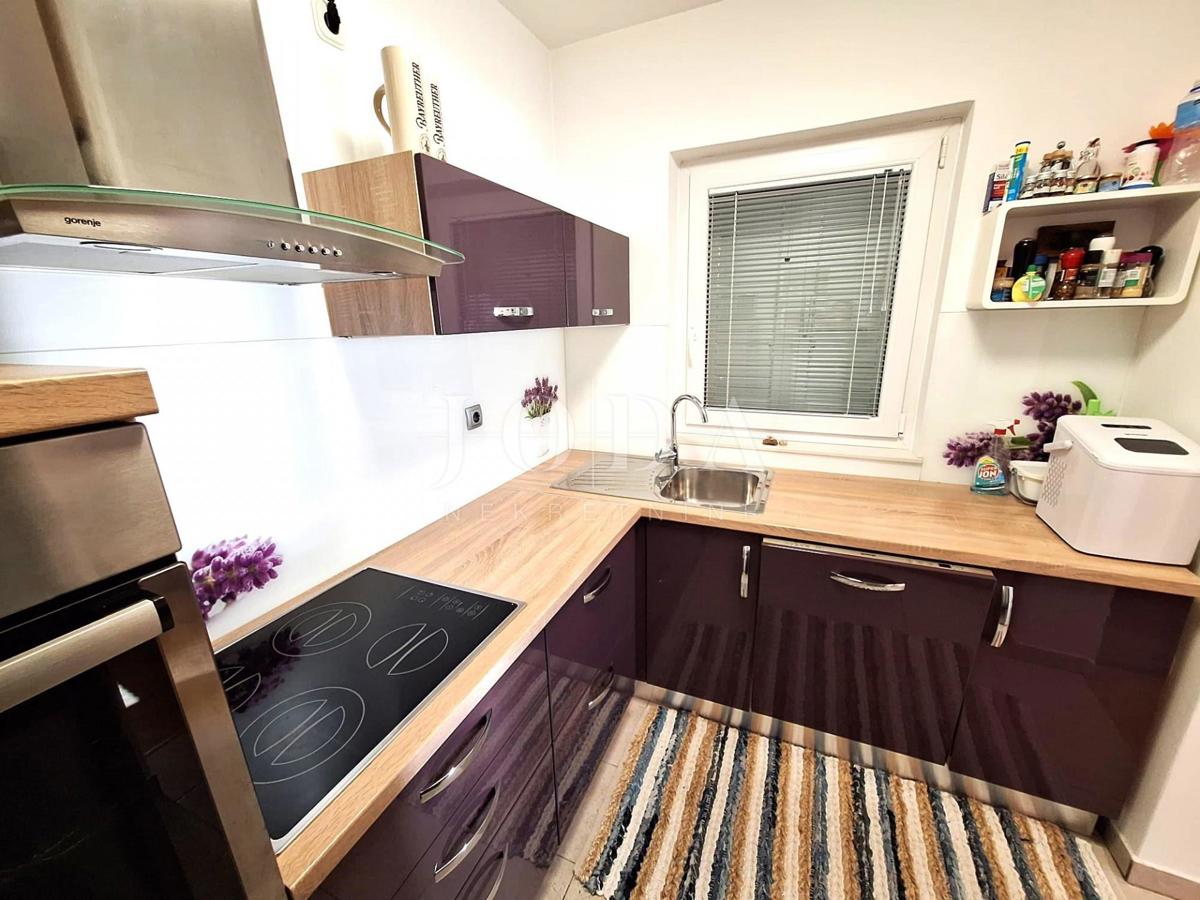 Mesto Krk - apartma z vrtom v bližini plaže