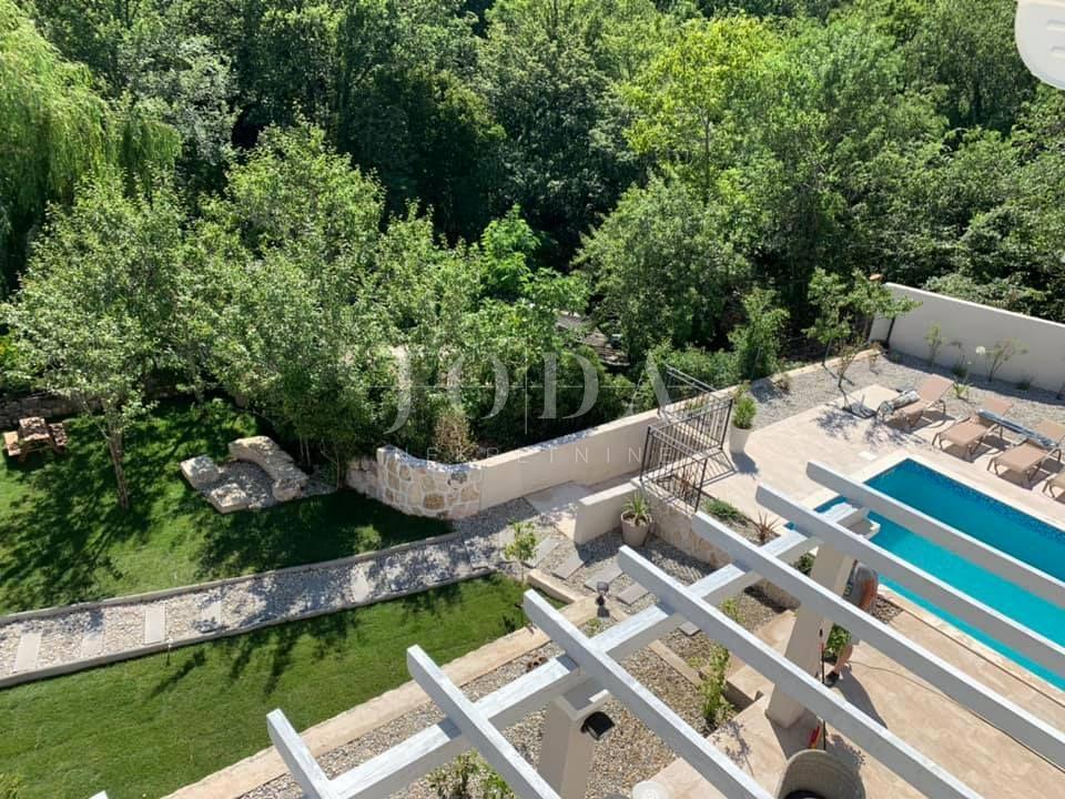 Hiša na idilični lokaciji