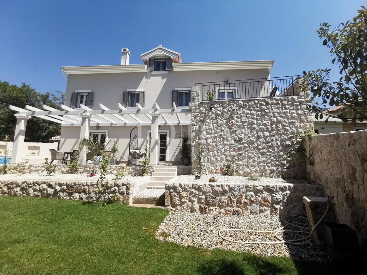 Hiša na idilični lokaciji