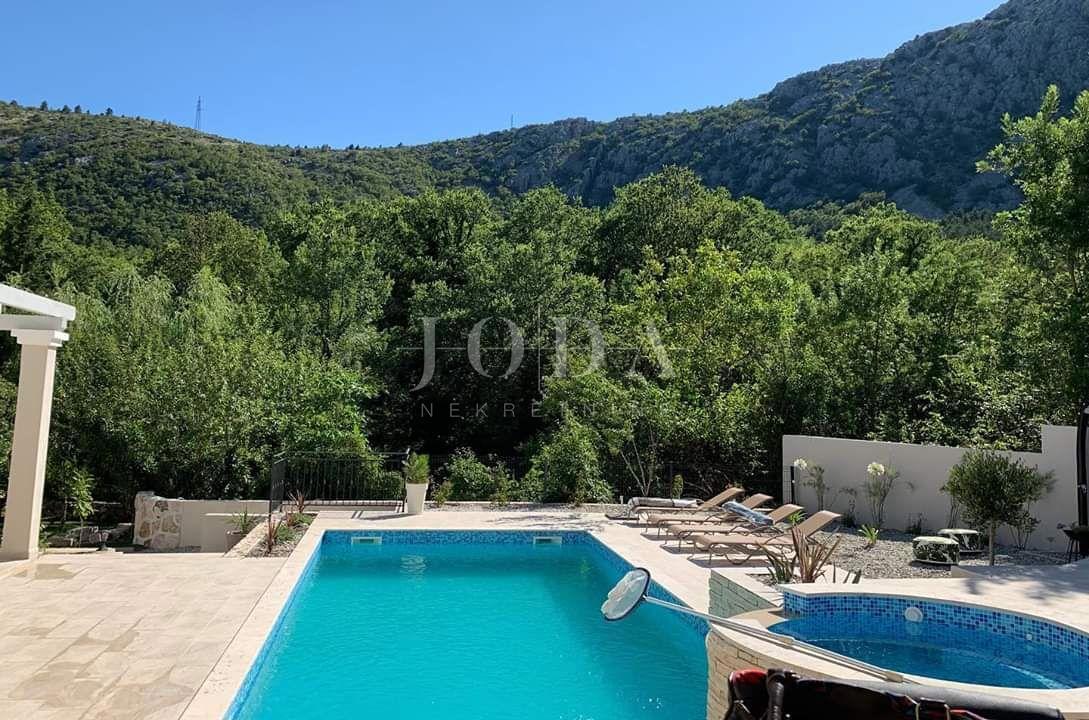 Hiša na idilični lokaciji