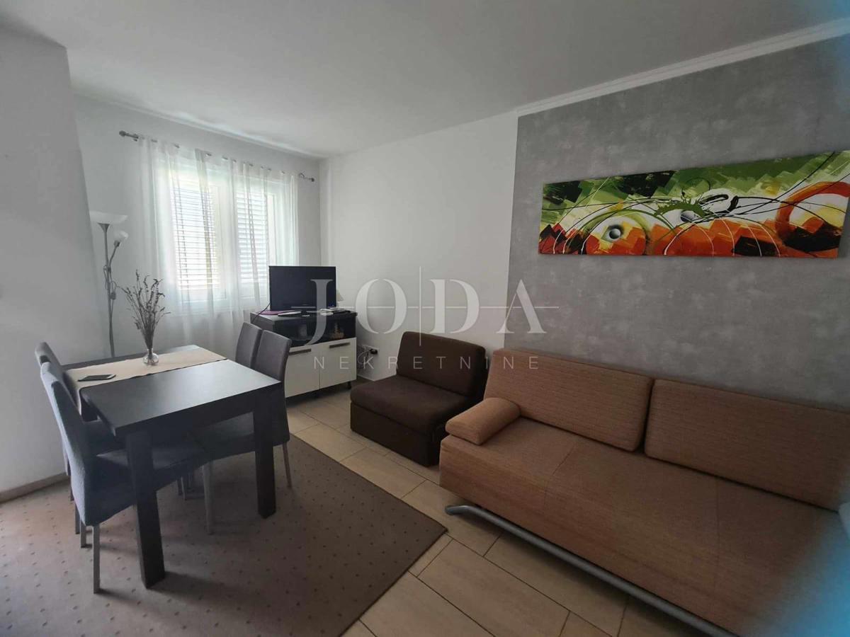 Apartma Metajna, Novalja, 42m2