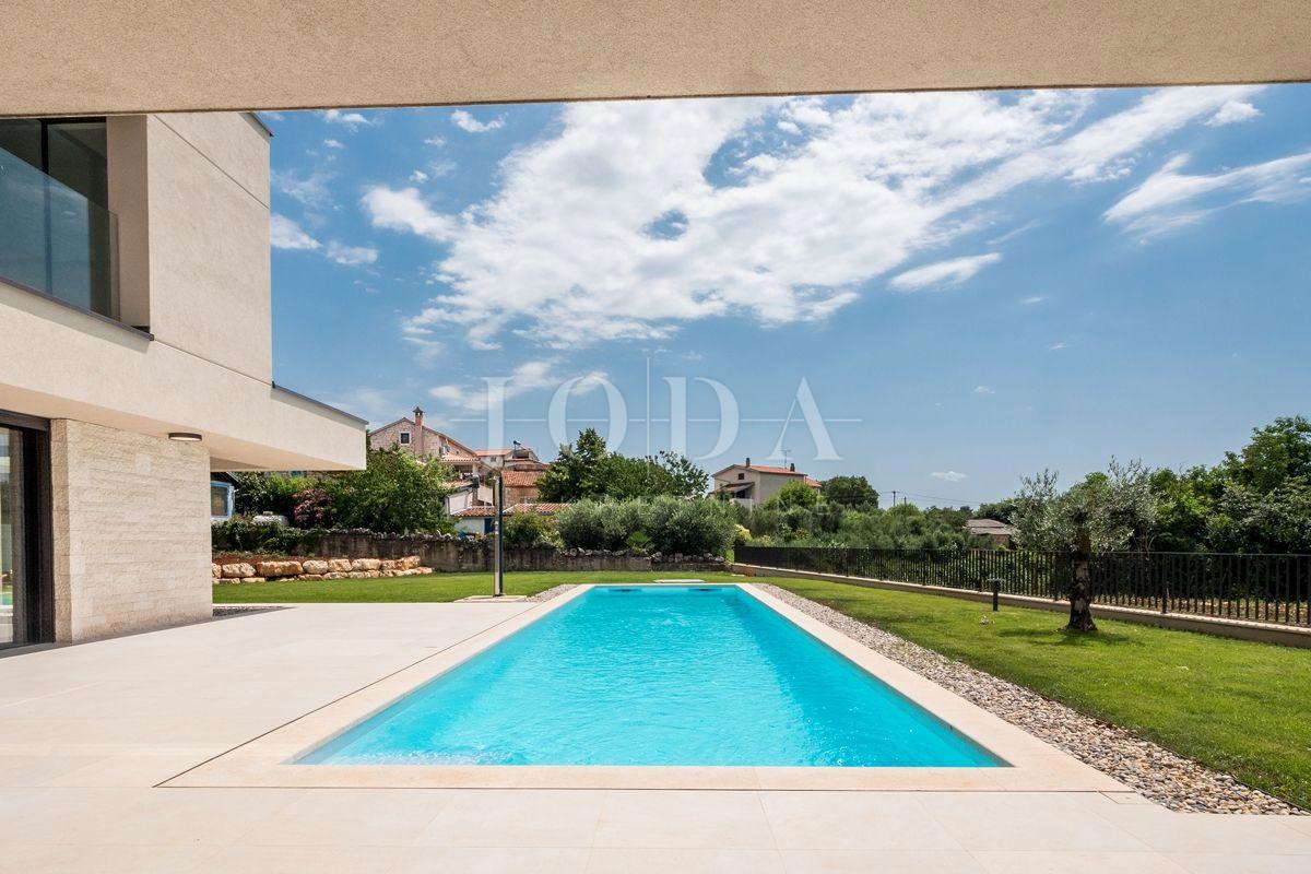 Hiša Kaštelir, Kaštelir-Labinci, 383m2